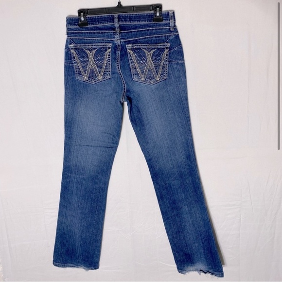 Wrangler Q Baby Med Wash Mid Rise Boot Cut Jeans 5/6 - Picture 2 of 16